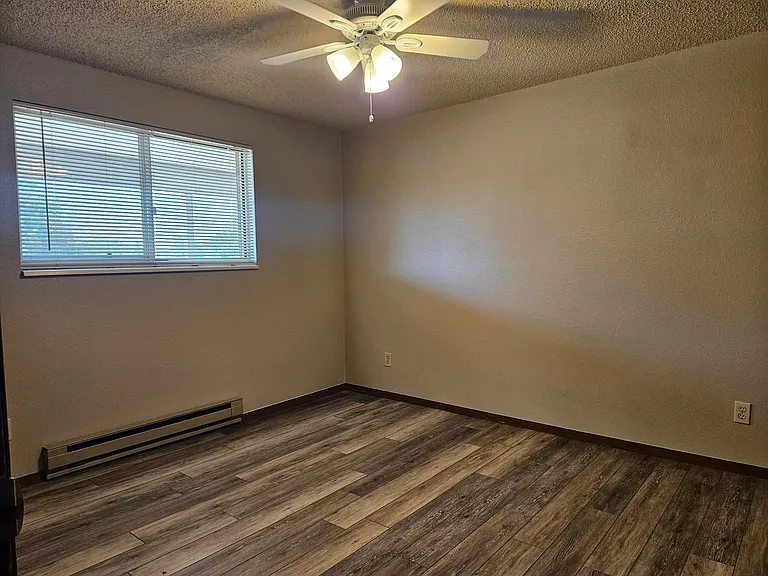 2 bed/1bath — Photo 12