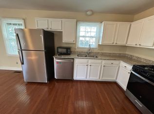 61 Cooper St APT A, Charleston, SC 29403