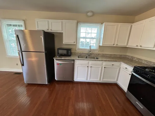61 Cooper St APT A, Charleston, SC 29403