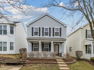 1003 Symphony Dr, Aurora, IL 60504