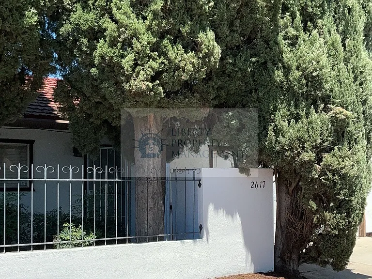 2617 El Charro Dr — Photo 2