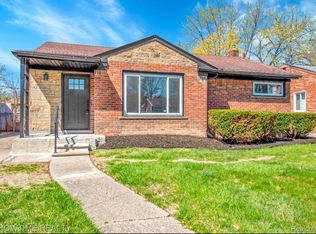 24281 Kenosha St, Oak Park, MI 48237