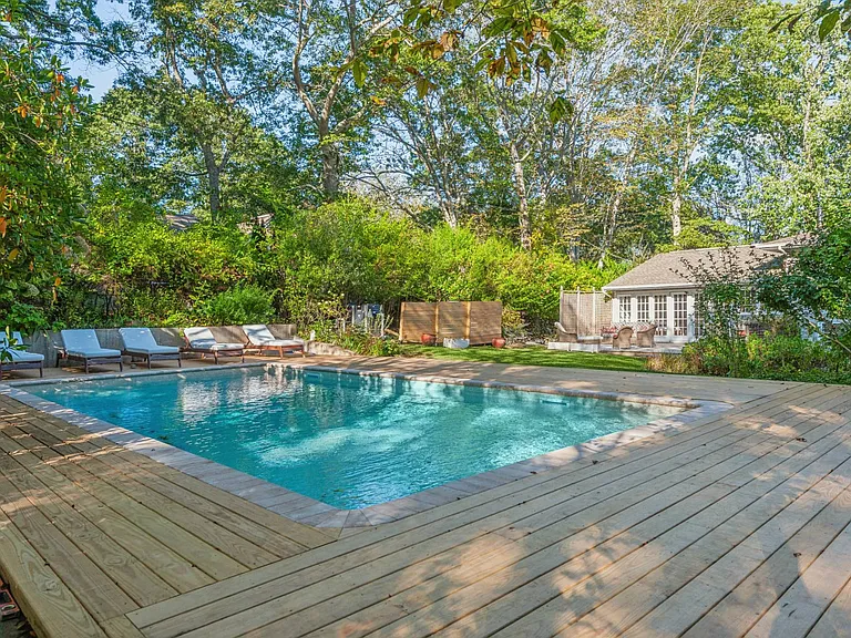 495 Seven Ponds Towd Rd — Photo 3
