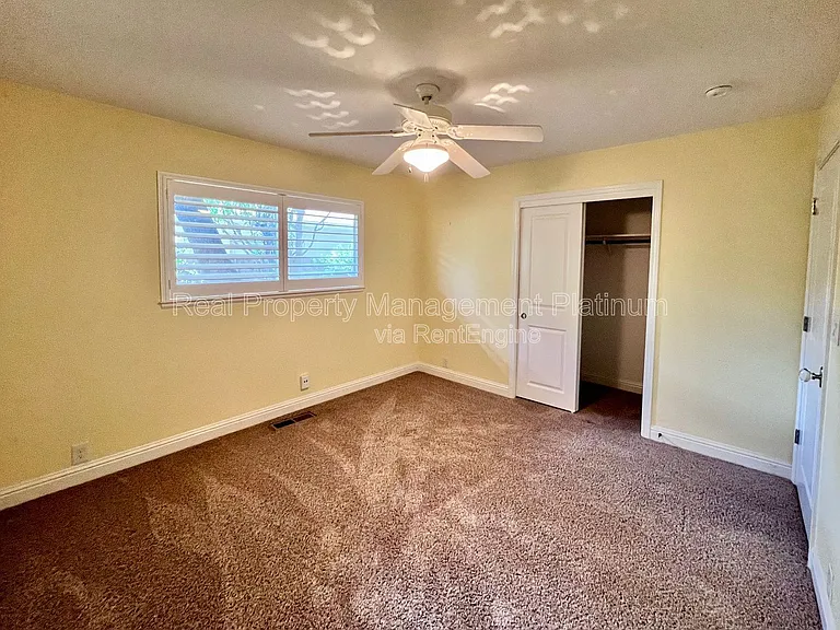 1111 W San Jose Ave — Photo 12