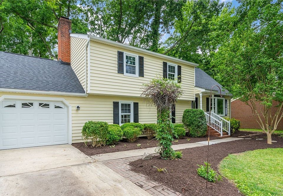 1st image of 967 Edinborough Dr