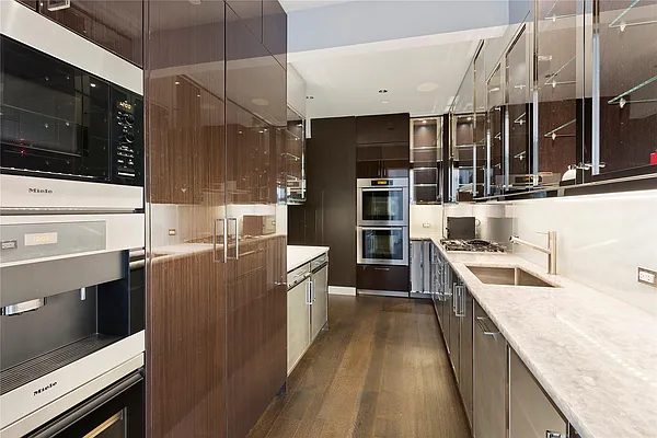 Sold by Douglas Elliman | media 18