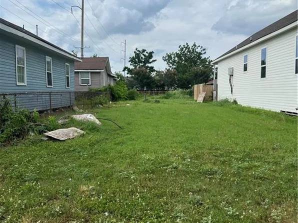 2005 N Dorgenois St, New Orleans, LA 70119