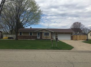 1717 Pleasantwood Dr, Jenison, MI 49428