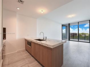 2831 S Bayshore Dr UNIT 606, Miami, FL 33133