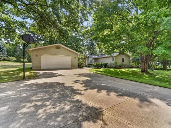 17334-10 Mile Rd, Battle Creek, MI 49014