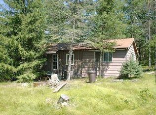 208 Forest Mead Rd, Harrison, MI 48625