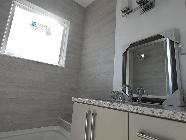 7615 Watson St — Photo 5