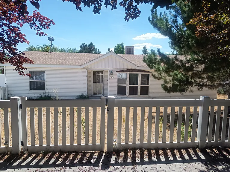 381 W 400 N — Photo 9