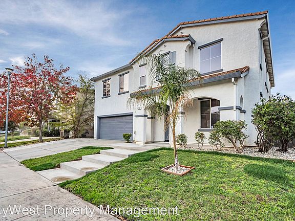 4th image of 6701 Sao Tiago Way