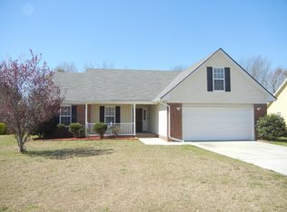 213 Belle Chase Dr, Raeford, NC 28376