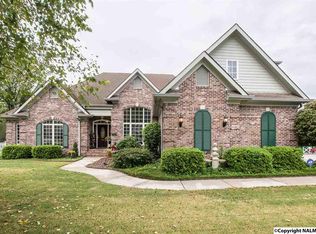 148 Hedgestone Dr, Huntsville, AL 35806