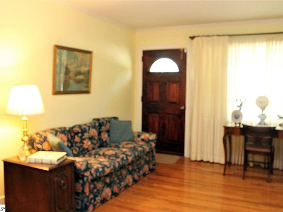2nd image of 115 Montis Dr