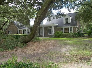 1720 Vassar Dr, Charleston, SC 29407