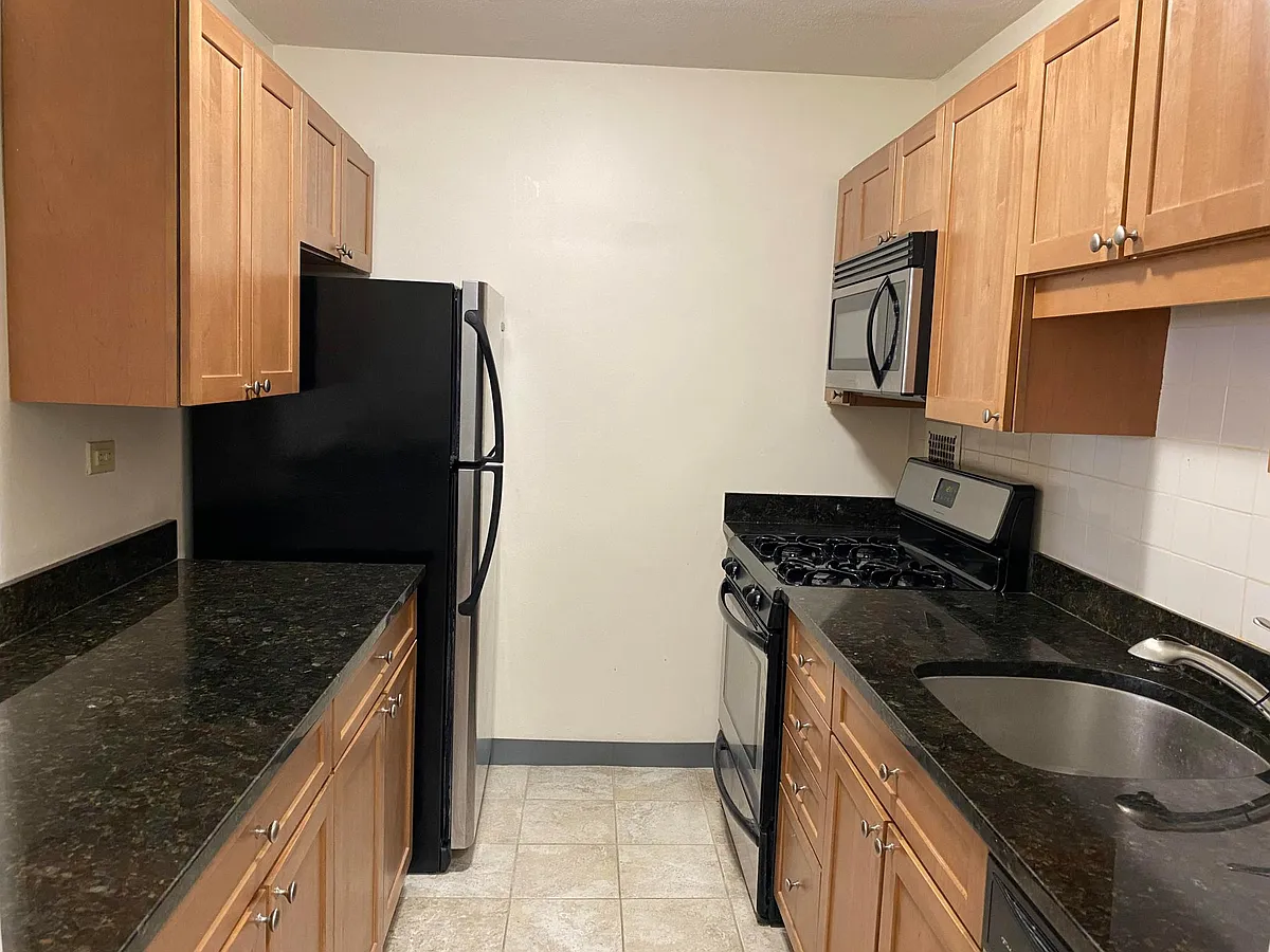 Building Photo - 8 Whittier Pl #5F