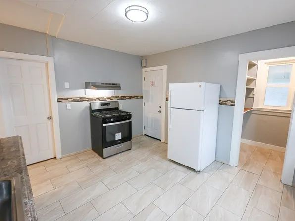 4 Standard St Floor 2, Mattapan, MA 02126