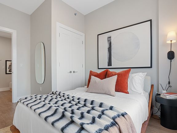 4th image of 286 Rider Ave #509