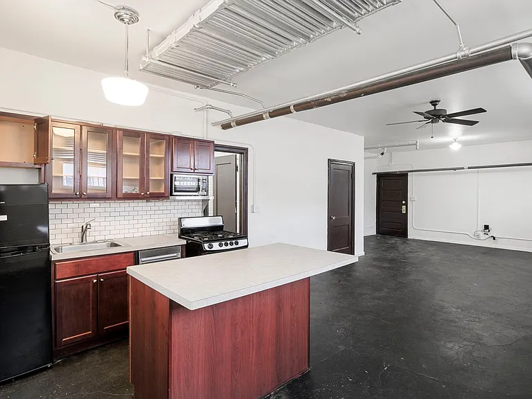 Butler Place Apartments — Photo 21