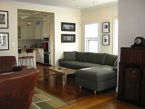 the living room looking to the kitchen