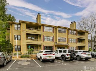 1609 Stoneridge Cir, Helmetta, NJ 08828