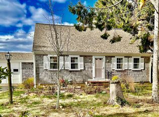 43 Perry Ln, West Dennis, MA 02670