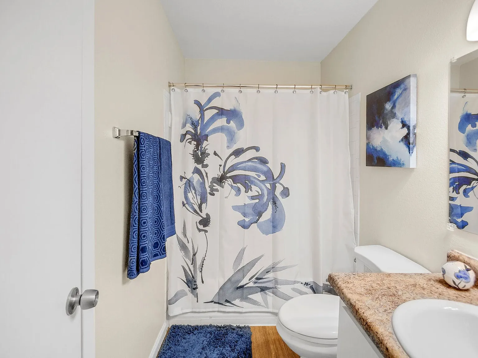 Summer Trace Apartments — Photo 2