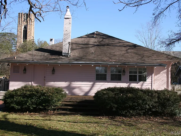 917 Park Ave — Photo 9