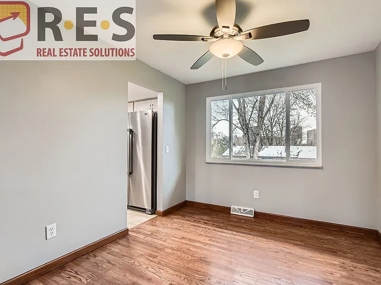 4733 S Willow St — Photo 13