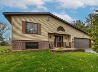 9785 Muscallounge Rd, Glen Haven, WI 53810