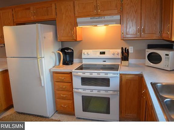 3rd image of 23374 Ivywood St NW