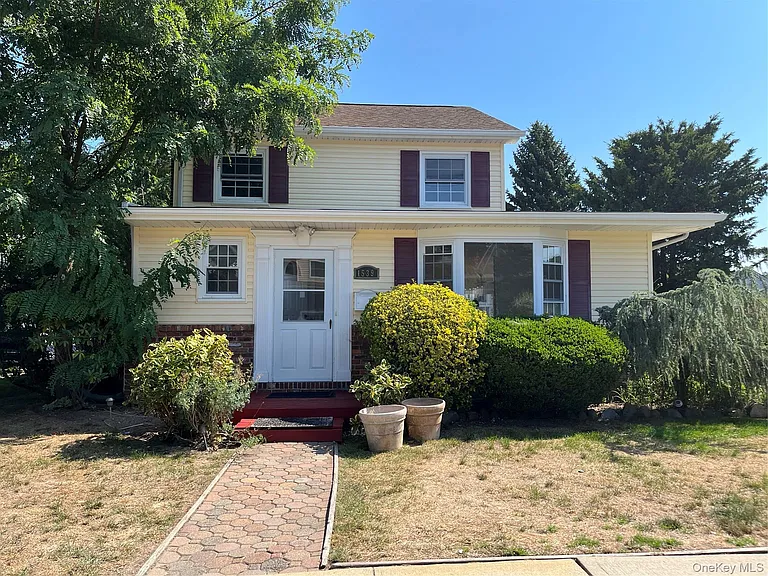 1539 Park Ave — Photo 1