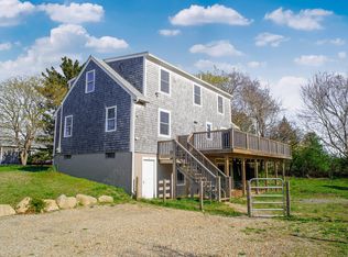 16 Franklin Ave, Oak Bluffs, MA 02557