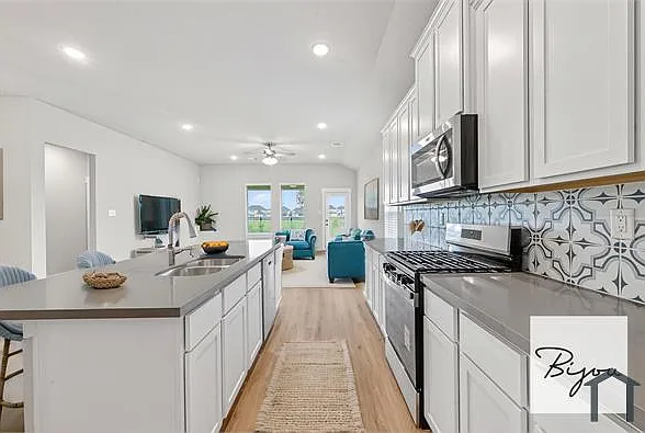 2216 Inglenook Grove Dr — Photo 8