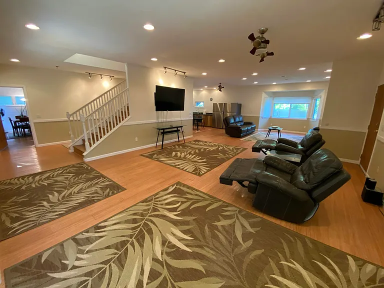 1268 Ulupii St — Photo 5