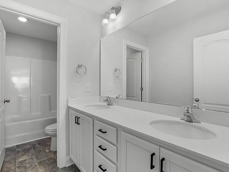 710 Tuscany Cir — Photo 17