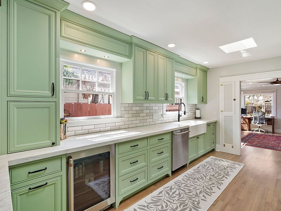1st image of 3581 Louisiana St