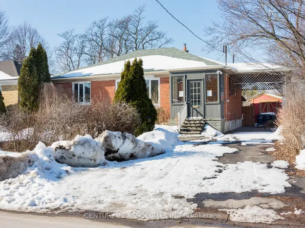 52 Altamont Rd, Toronto, ON M2M 1S7