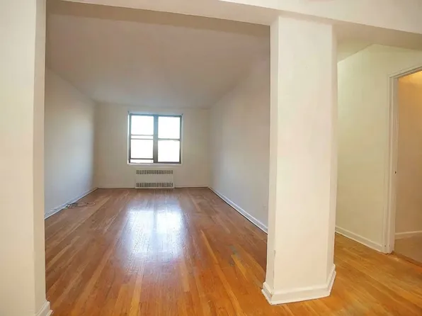 8105 Fourth Avenue image 1 of 10