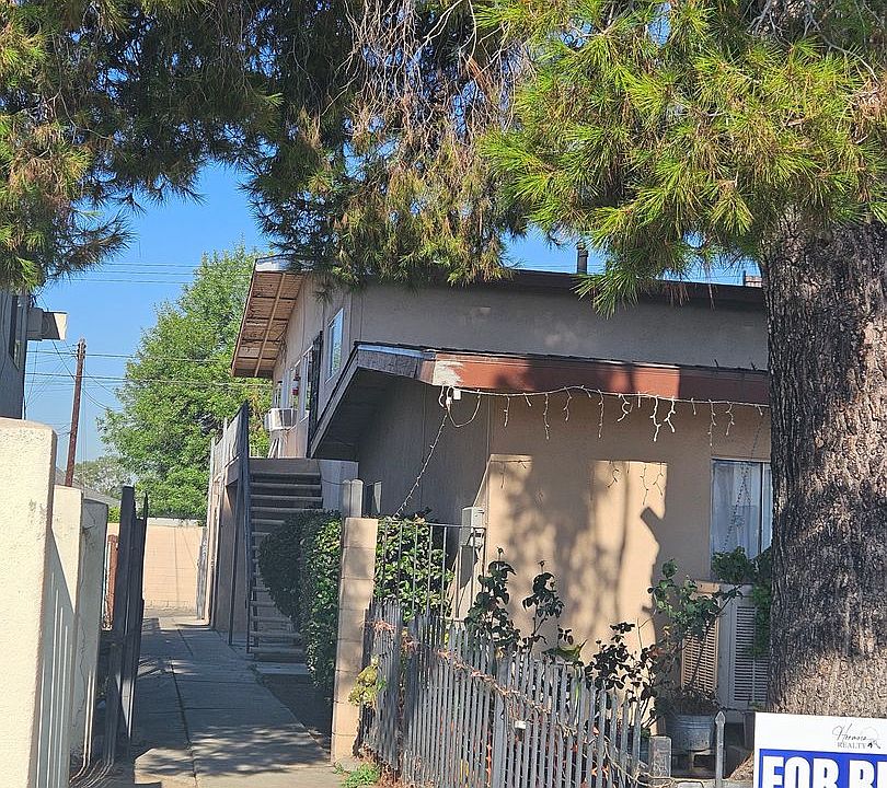 1st image of 821 N Vineyard Ave #C