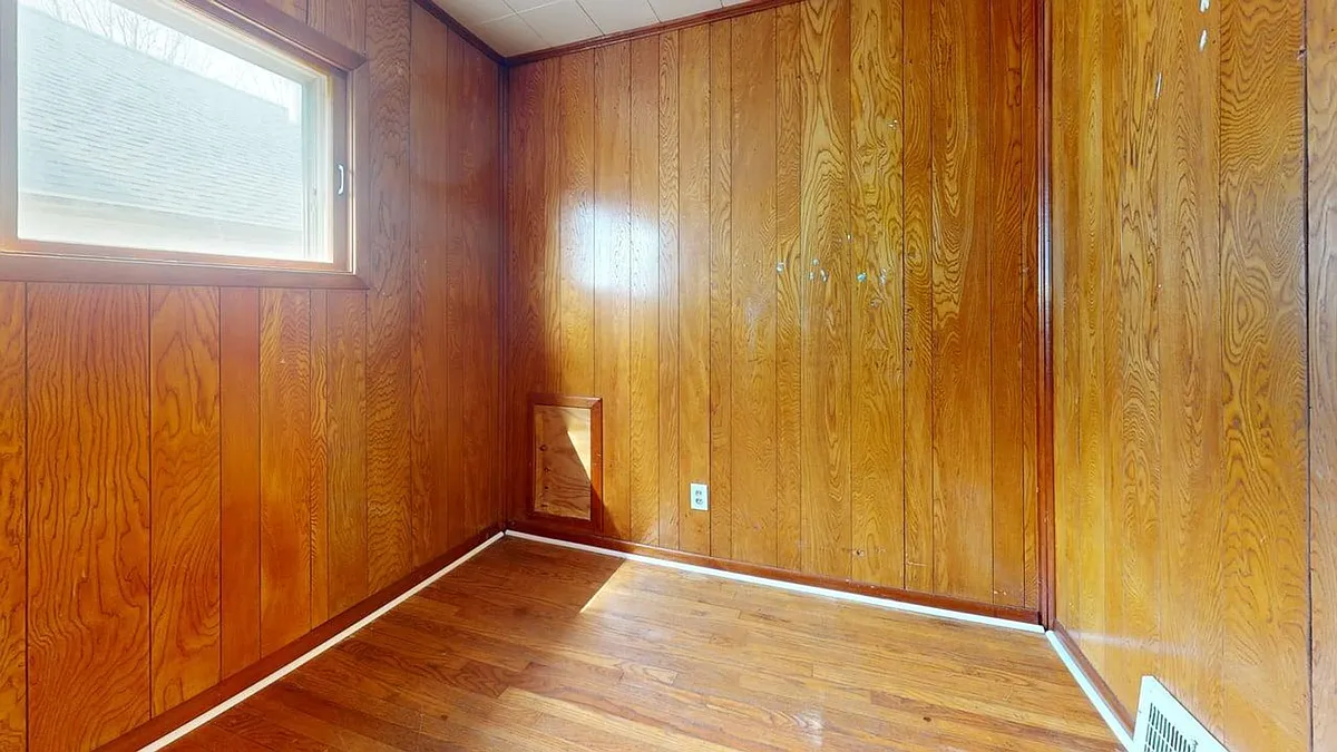 Building Photo - 7903 Jeffries Ave
