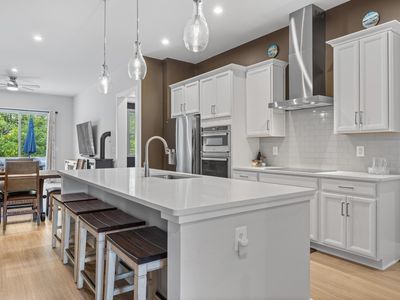 1762 Flora Ln, Charlottesville, VA, 22911