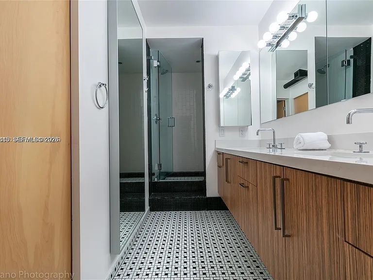 590 Ocean Dr #7C — Photo 22