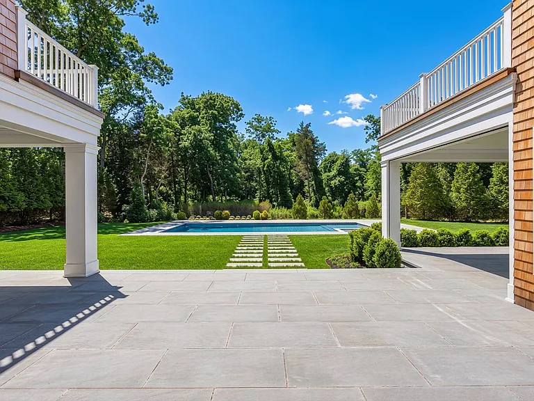 25 Fresh Pond Rd — Photo 25