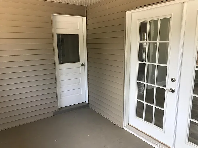 636 Neff Rd — Photo 9
