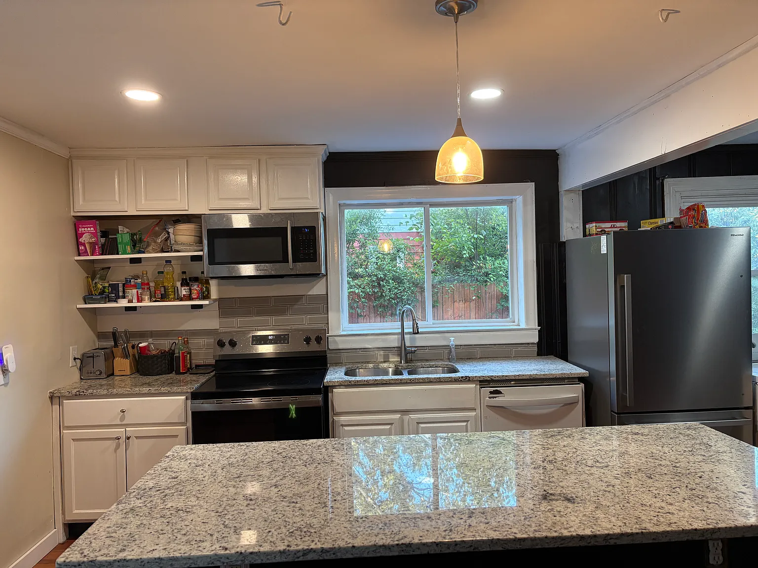 115 Estes Drive Ext — Photo 3