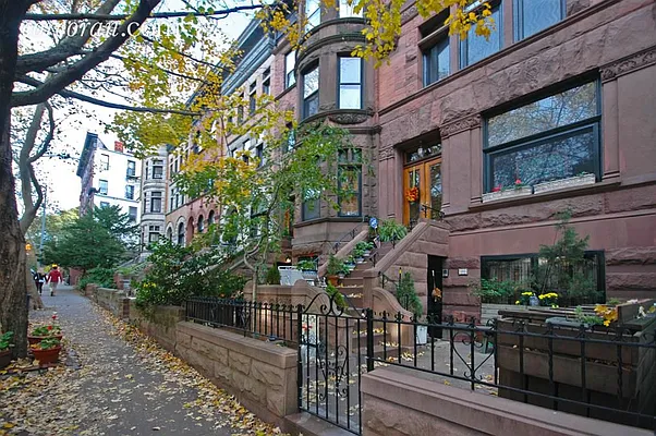 Rented by Corcoran | media 2